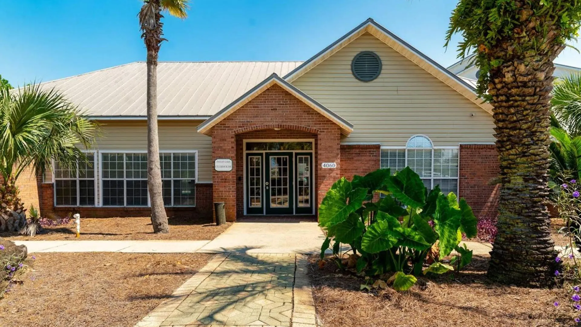 Indian Lake 177 Condo ~ Salty Sandollar Destin